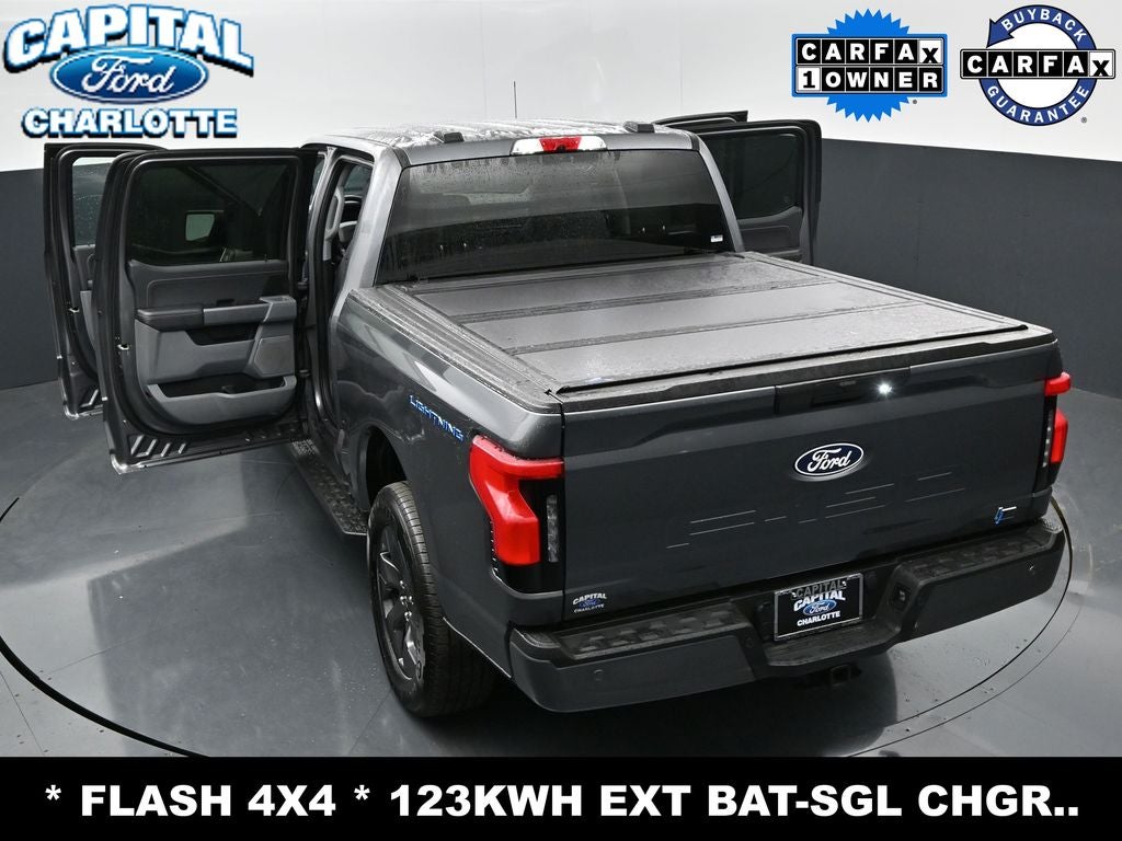 2025 Ford F-150 Lightning Flash