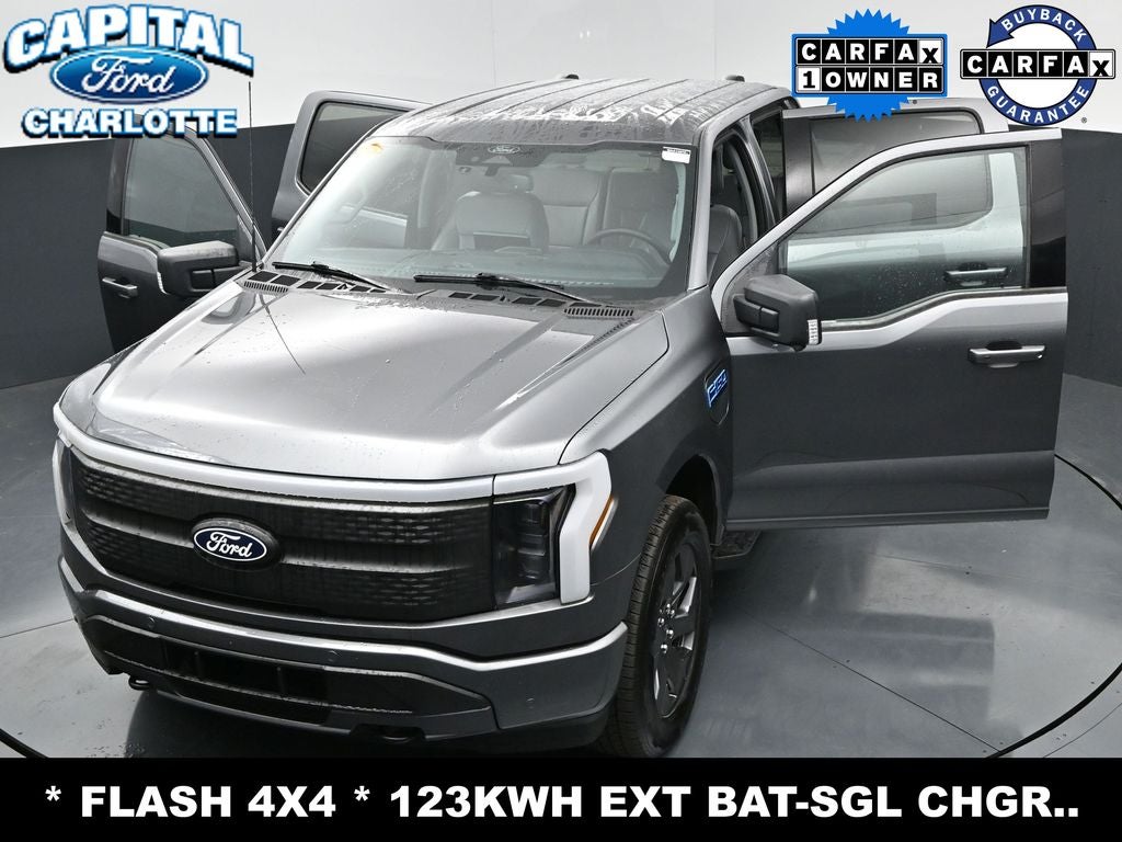 2025 Ford F-150 Lightning Flash