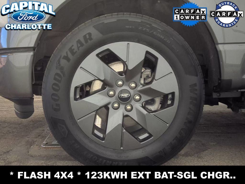 2025 Ford F-150 Lightning Flash