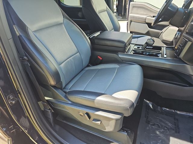 2025 Ford F-150 Lightning Lariat