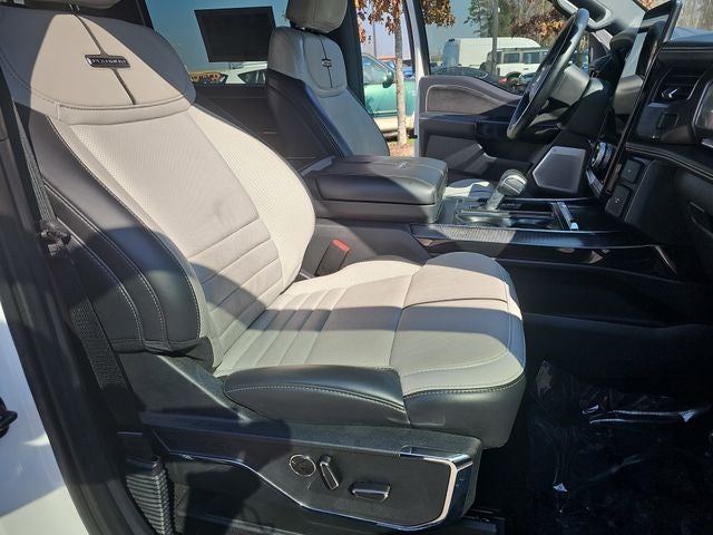 2025 Ford F-150 Lightning Platinum