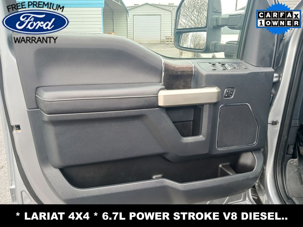 2022 Ford F-350SD Lariat