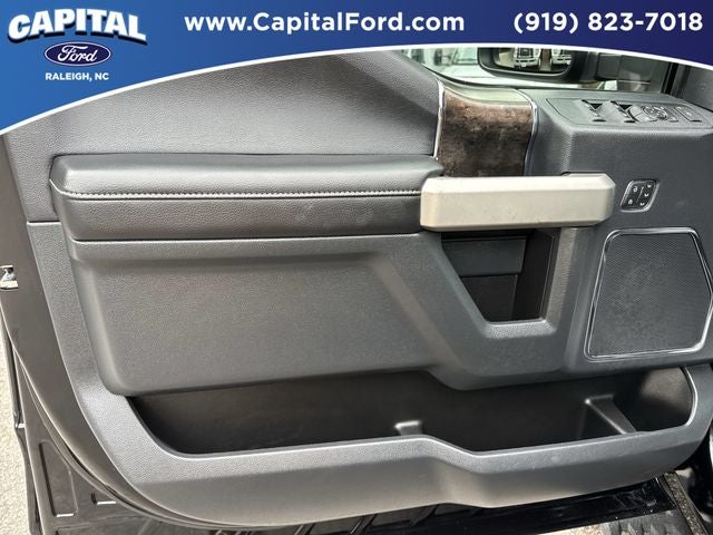 2022 Ford F-350SD Lariat