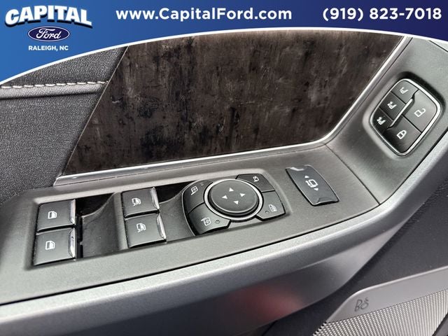 2023 Ford F-350SD Lariat DRW