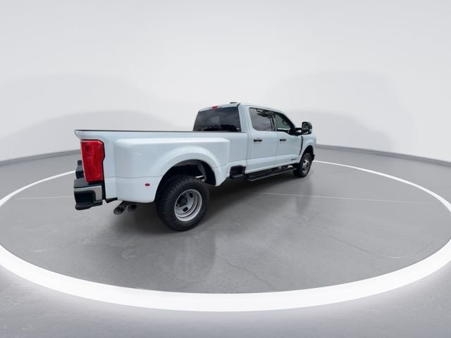 2026 Ford F-350SD XLT DRW