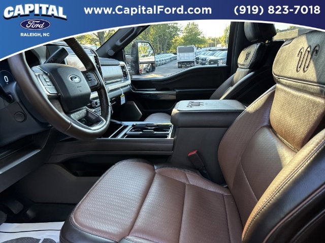 2025 Ford F-450SD King Ranch DRW