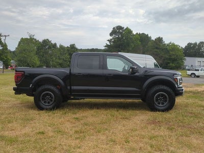 2025 Ford F-150 Raptor 37 Package