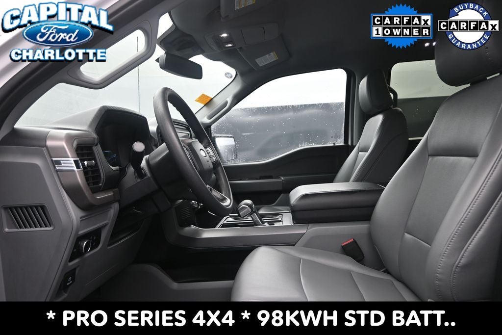 2025 Ford F-150 Lightning Pro