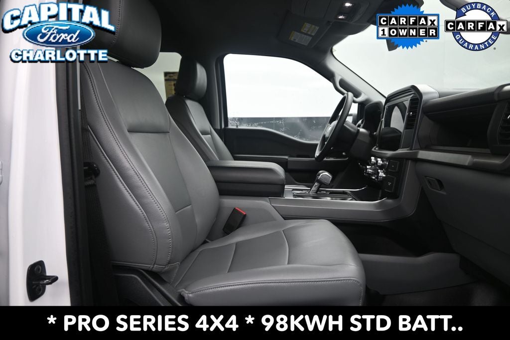 2025 Ford F-150 Lightning Pro