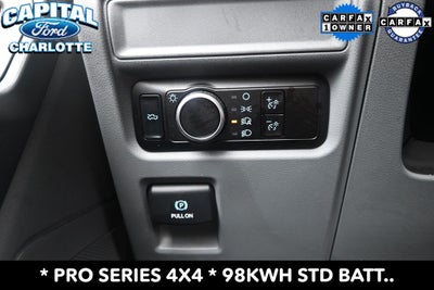 2025 Ford F-150 Lightning Pro