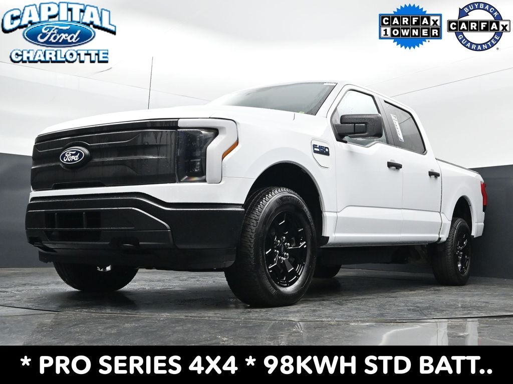 2025 Ford F-150 Lightning Pro