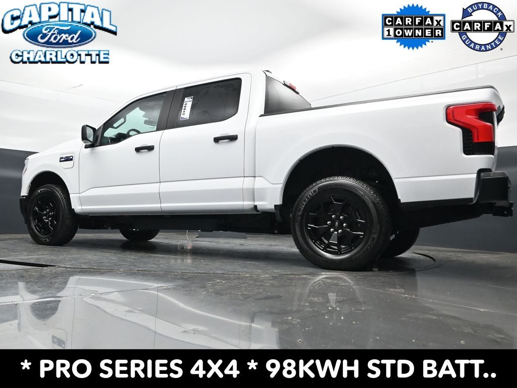 2025 Ford F-150 Lightning Pro
