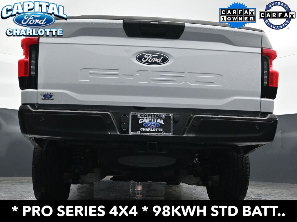 2025 Ford F-150 Lightning Pro