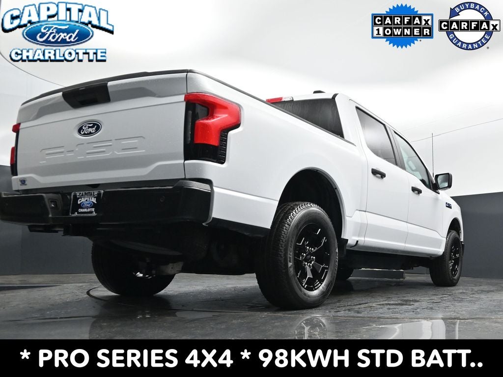 2025 Ford F-150 Lightning Pro