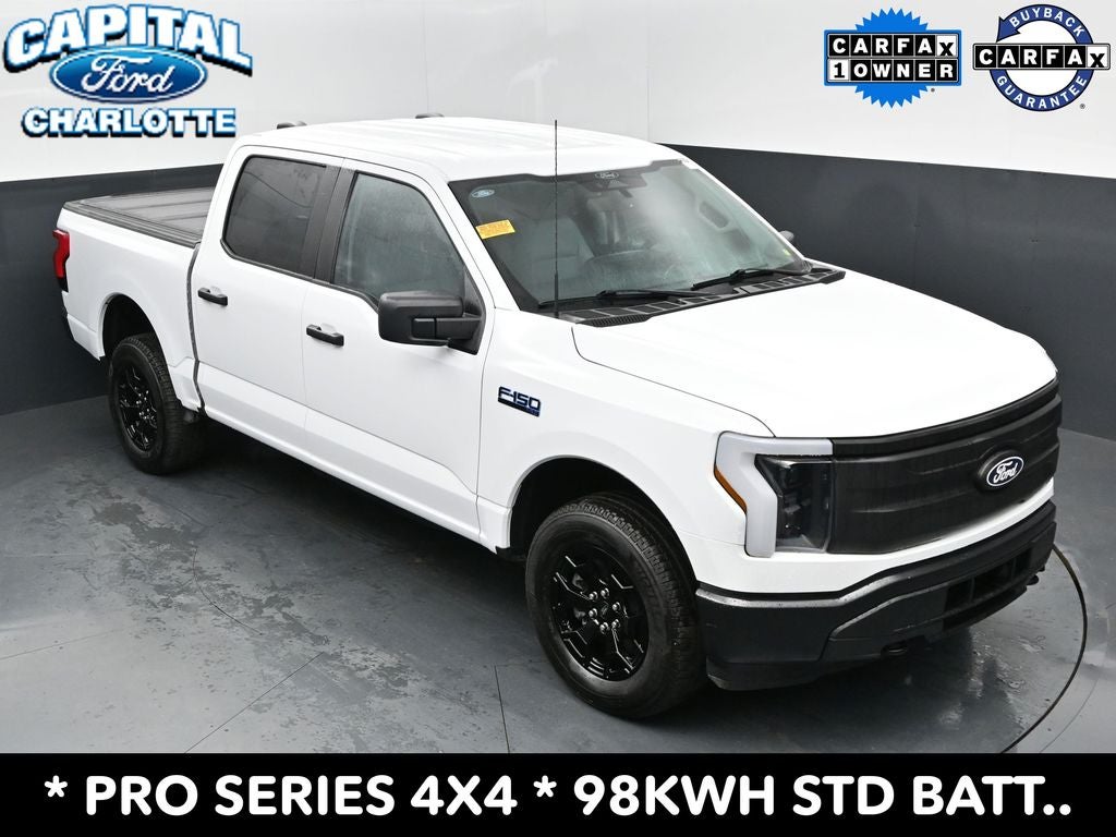 2025 Ford F-150 Lightning Pro
