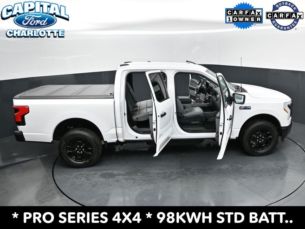 2025 Ford F-150 Lightning Pro
