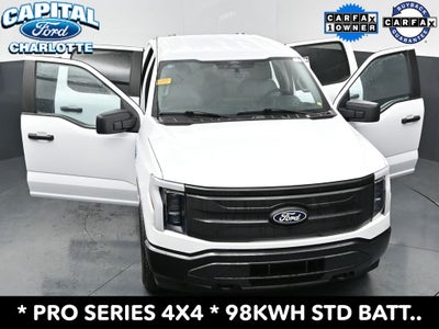 2025 Ford F-150 Lightning Pro