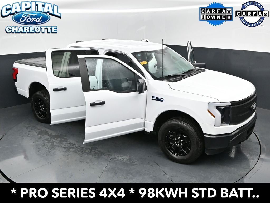 2025 Ford F-150 Lightning Pro