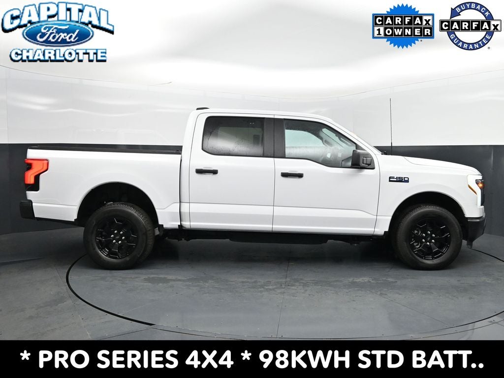 2025 Ford F-150 Lightning Pro