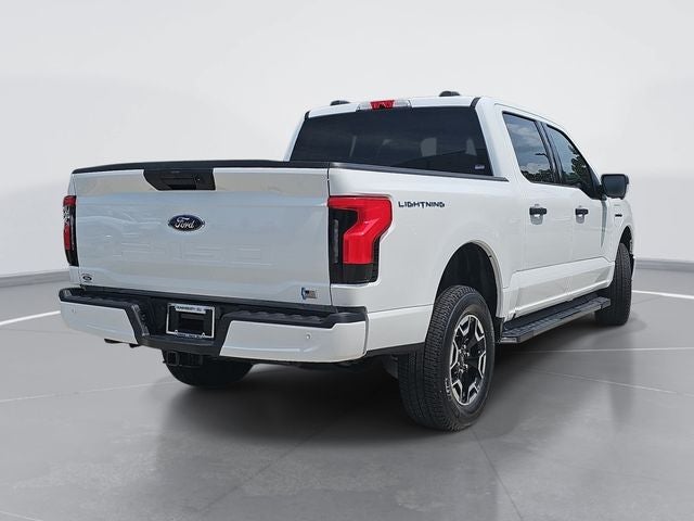 2023 Ford F-150 Lightning XLT