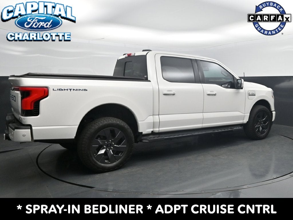 2022 Ford F-150 Lightning Lariat