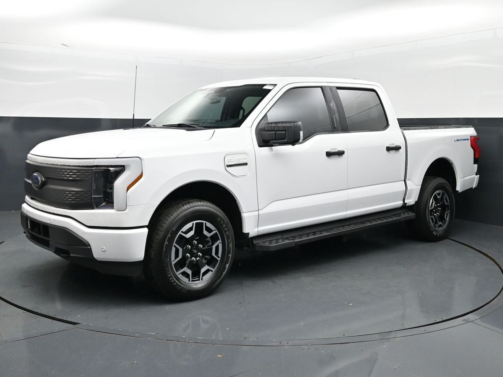 2023 Ford F-150 Lightning XLT