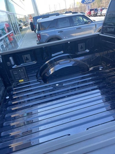 2023 Ford F-150 Lightning Lariat