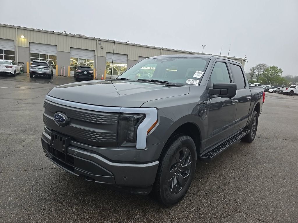 2023 Ford F-150 Lightning XLT