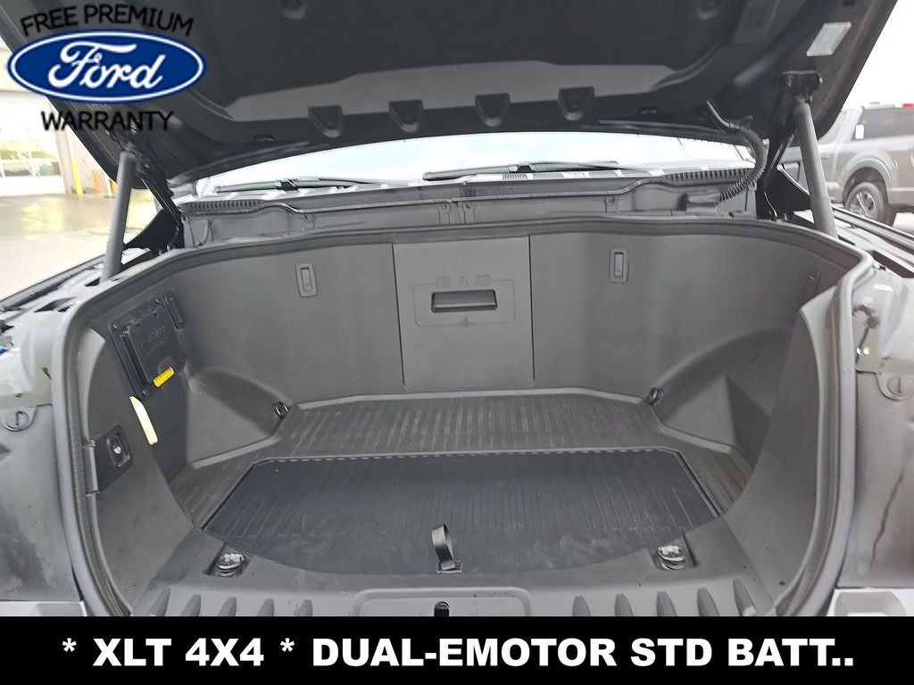 2023 Ford F-150 Lightning XLT