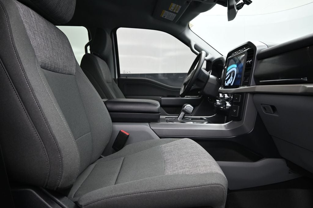 2023 Ford F-150 Lightning XLT
