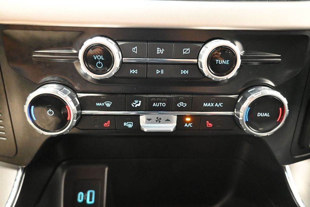 2023 Ford F-150 Lightning XLT