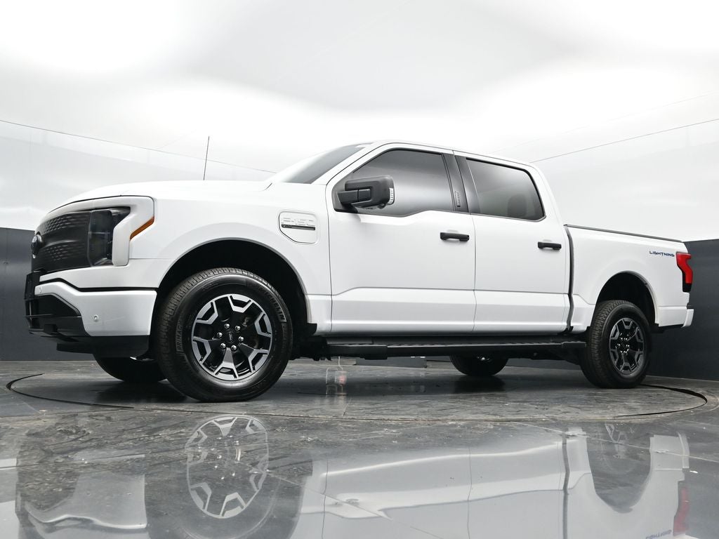 2023 Ford F-150 Lightning XLT