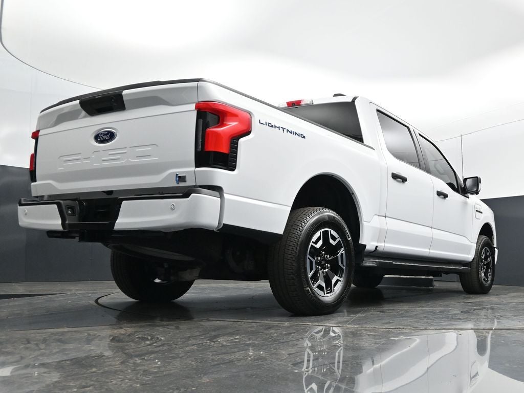 2023 Ford F-150 Lightning XLT