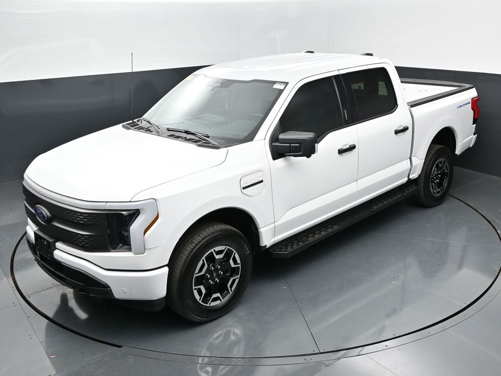 2023 Ford F-150 Lightning XLT
