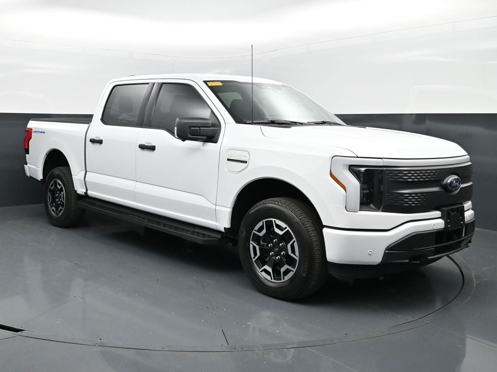 2023 Ford F-150 Lightning XLT