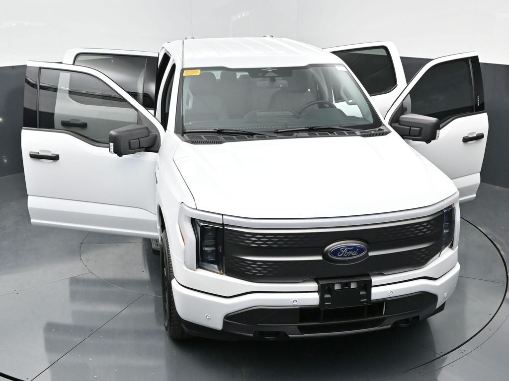 2023 Ford F-150 Lightning XLT