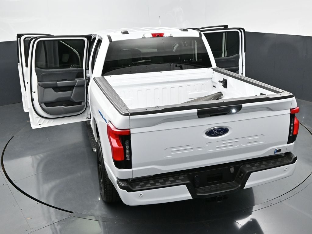 2023 Ford F-150 Lightning XLT