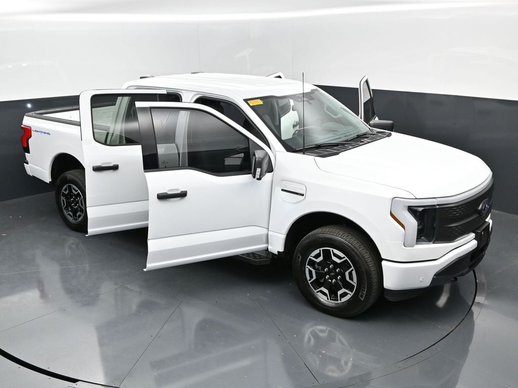 2023 Ford F-150 Lightning XLT