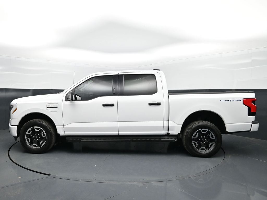 2023 Ford F-150 Lightning XLT
