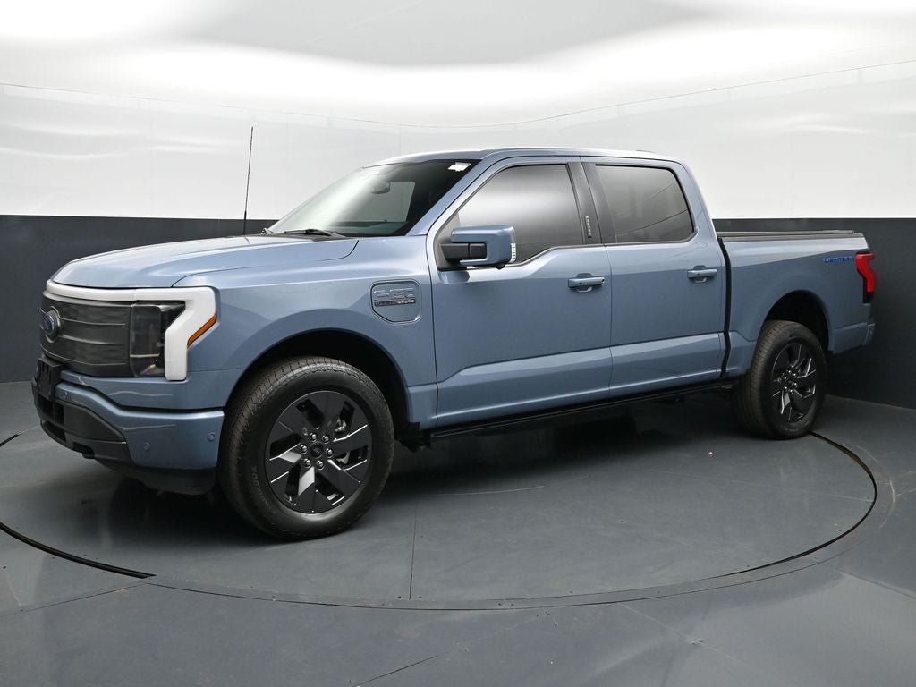 2023 Ford F-150 Lightning Lariat
