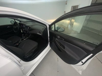 2019 Chevrolet Cruze LS