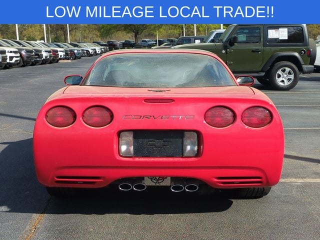 2004 Chevrolet Corvette -
