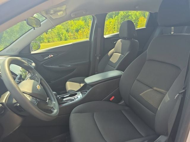 2024 Chevrolet Malibu LS 1FL
