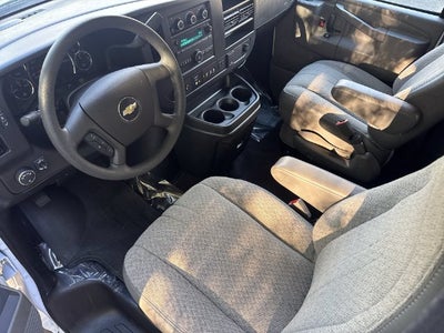 2025 Chevrolet Express 3500 LT Passenger