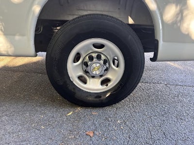 2025 Chevrolet Express 3500 LT Passenger