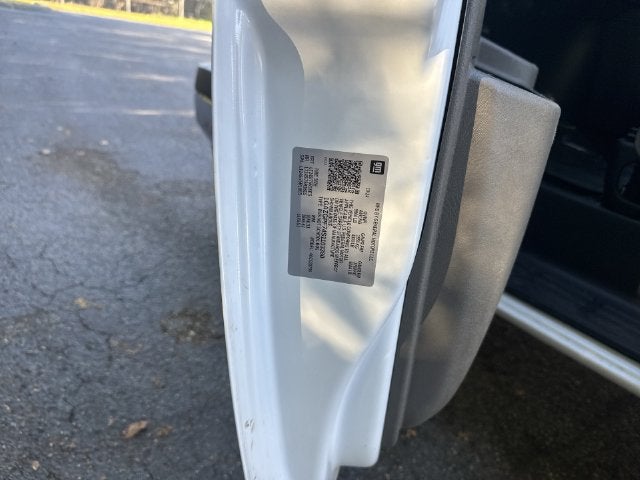 2025 Chevrolet Express 3500 LT Passenger