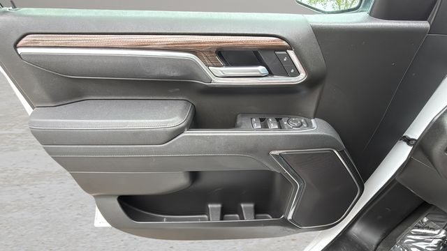 2026 Chevrolet Silverado 1500 LT LT1