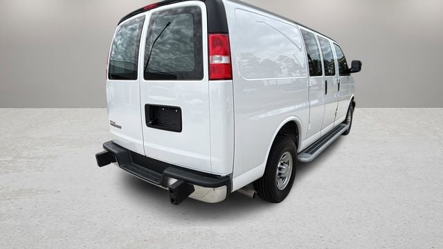 2024 Chevrolet Express 2500 Work Van Cargo