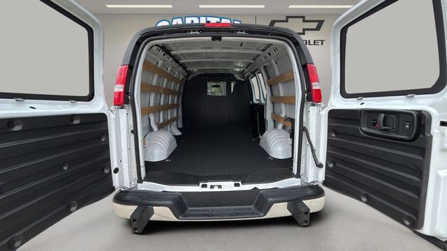 2024 Chevrolet Express 2500 Work Van Cargo