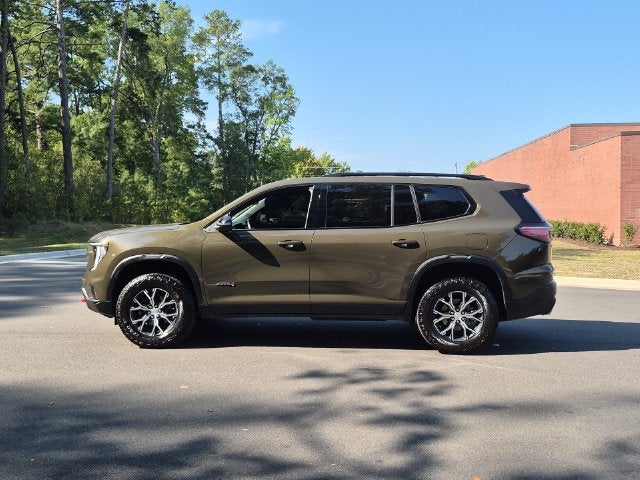 2024 GMC Acadia AT4